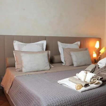 Bed & Breakfast Casa Raiola Luxury & 4*