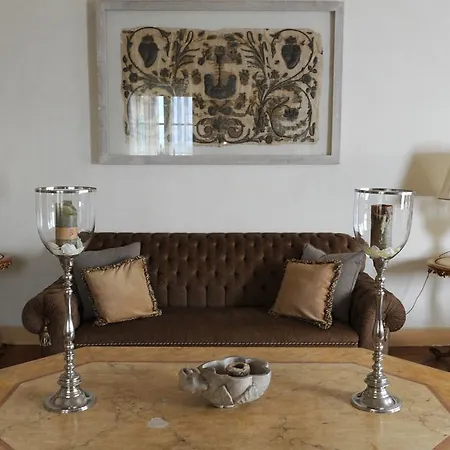 Casa Raiola Luxury & Bed & Breakfast 4*