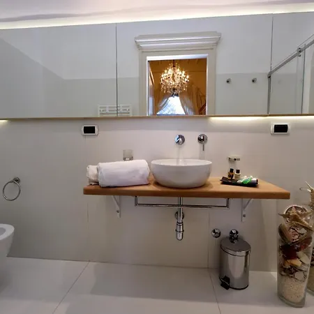 فندق مبيت وإفطار Casa Raiola Luxury & إيركولانو