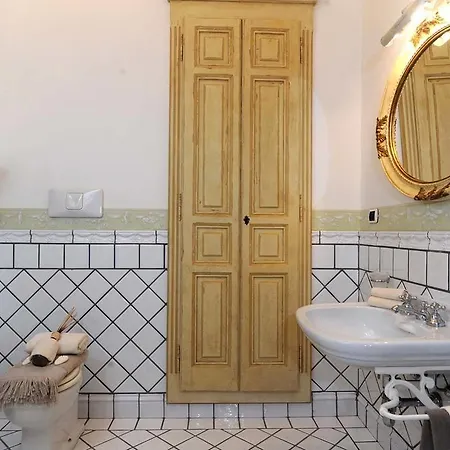 Casa Raiola Luxury & فندق مبيت وإفطار 4*