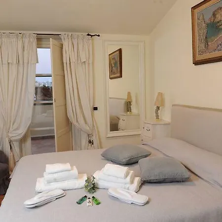 Bed & Breakfast Casa Raiola Luxury & *