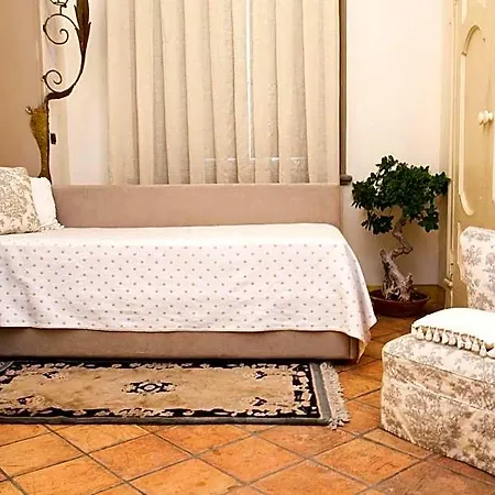 Bed & Breakfast Casa Raiola Luxury & 4*