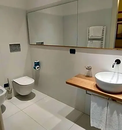 فندق مبيت وإفطار Casa Raiola Luxury & 4*